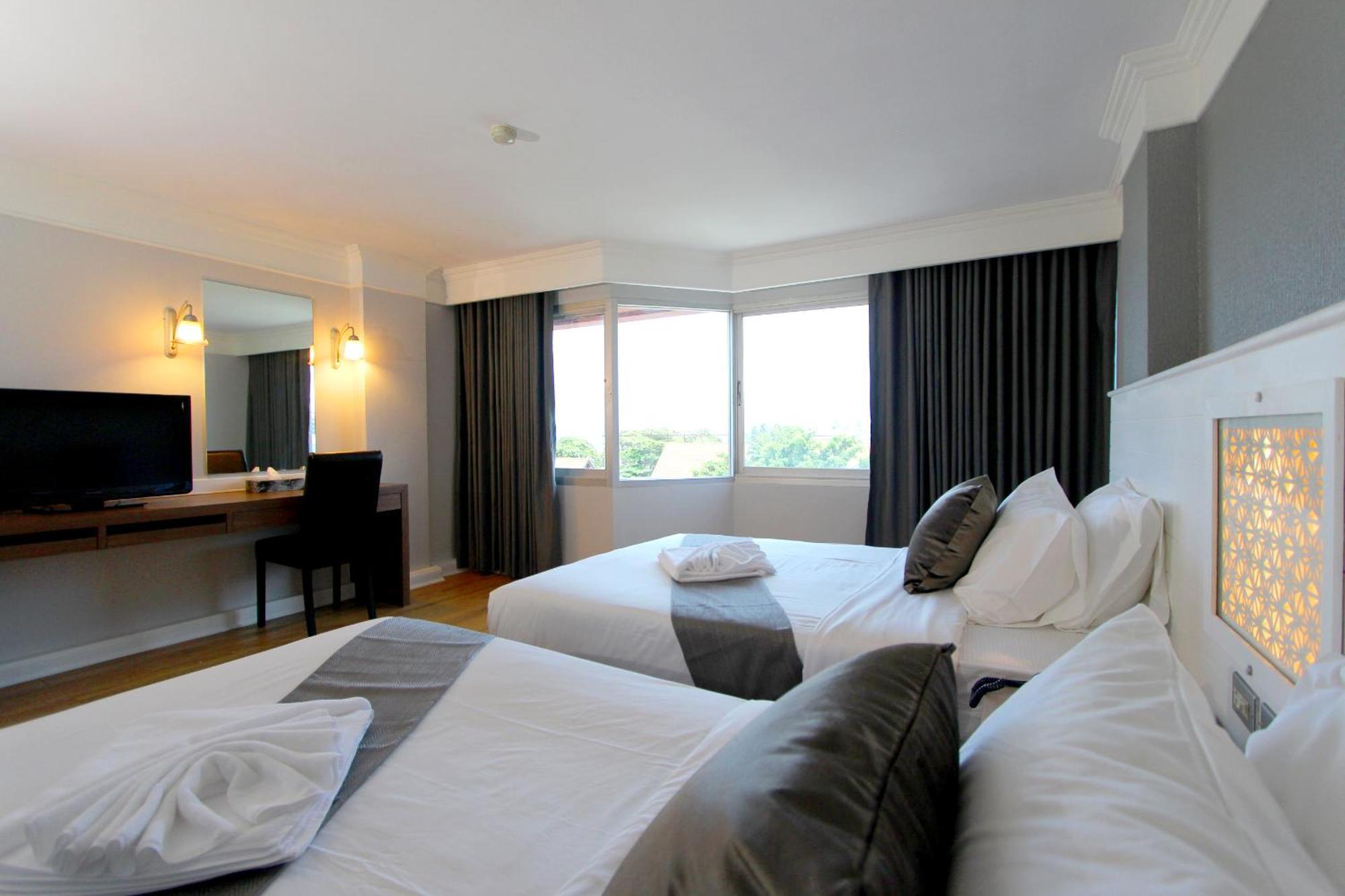 Coco Beach Hotel Jomtien Pattaya Exterior photo