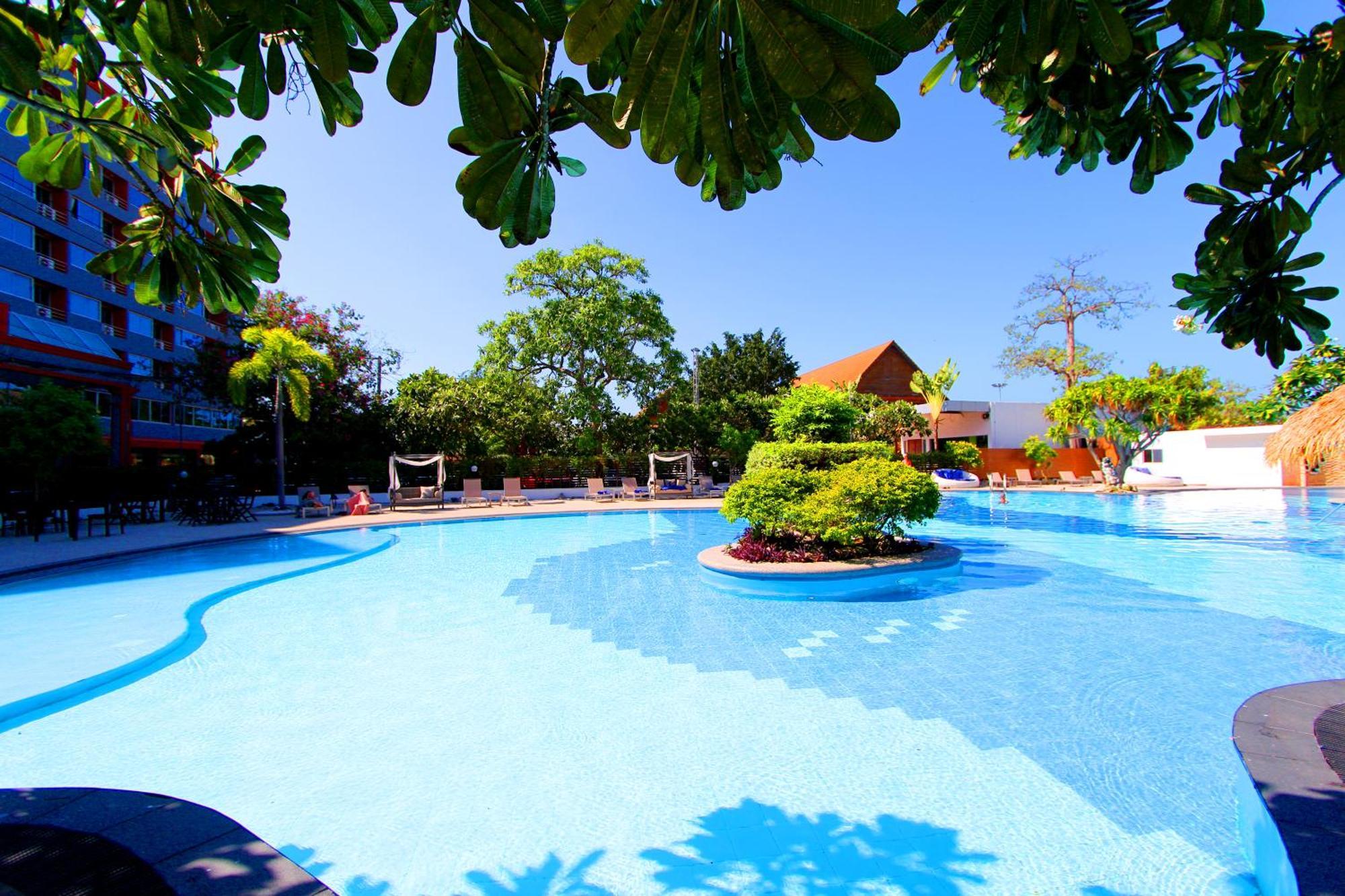 Coco Beach Hotel Jomtien Pattaya Exterior photo